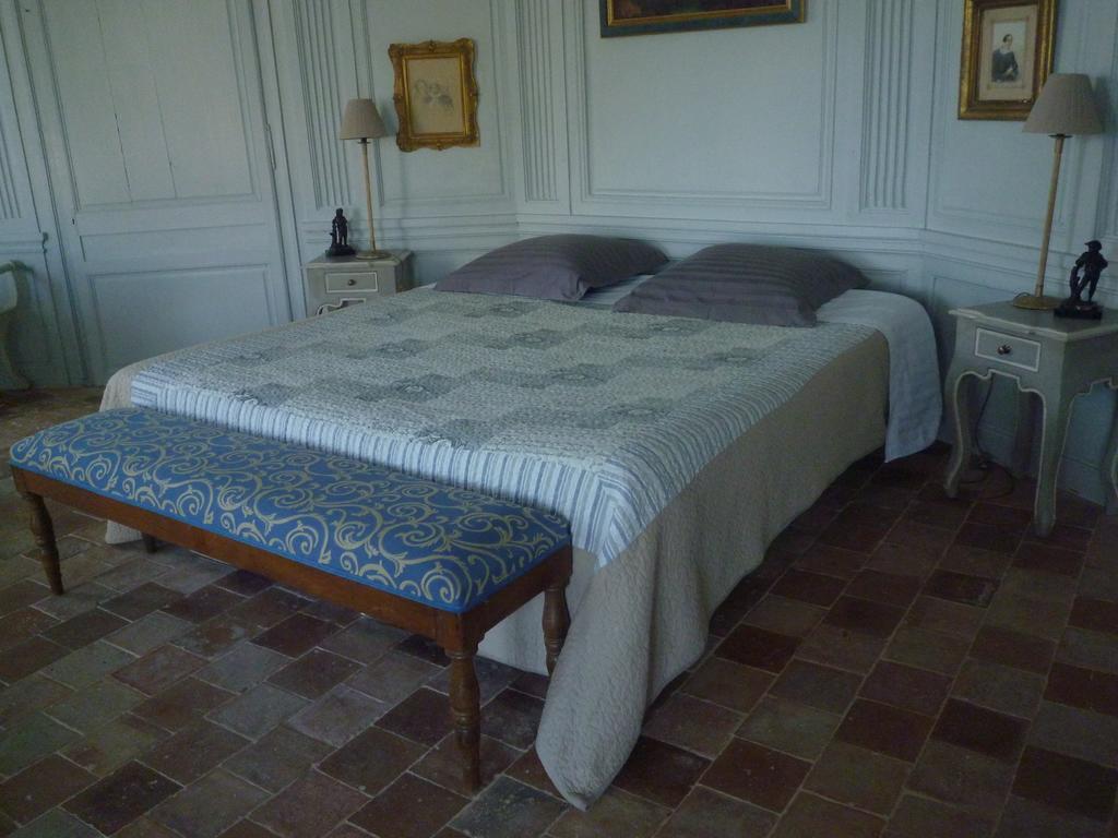 Manoir De La Chapelle Bed and Breakfast Condé-sur-Sarthe Δωμάτιο φωτογραφία