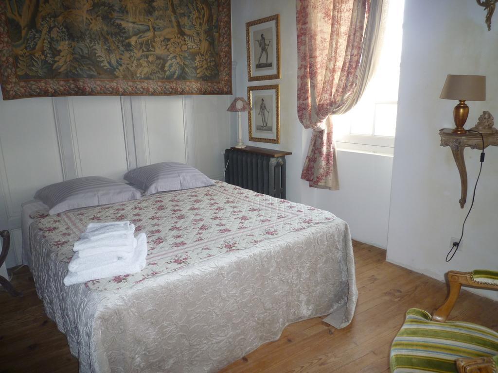 Manoir De La Chapelle Bed and Breakfast Condé-sur-Sarthe Δωμάτιο φωτογραφία